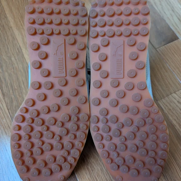 Puma Women's White Sneakers - Picture 10 of 12